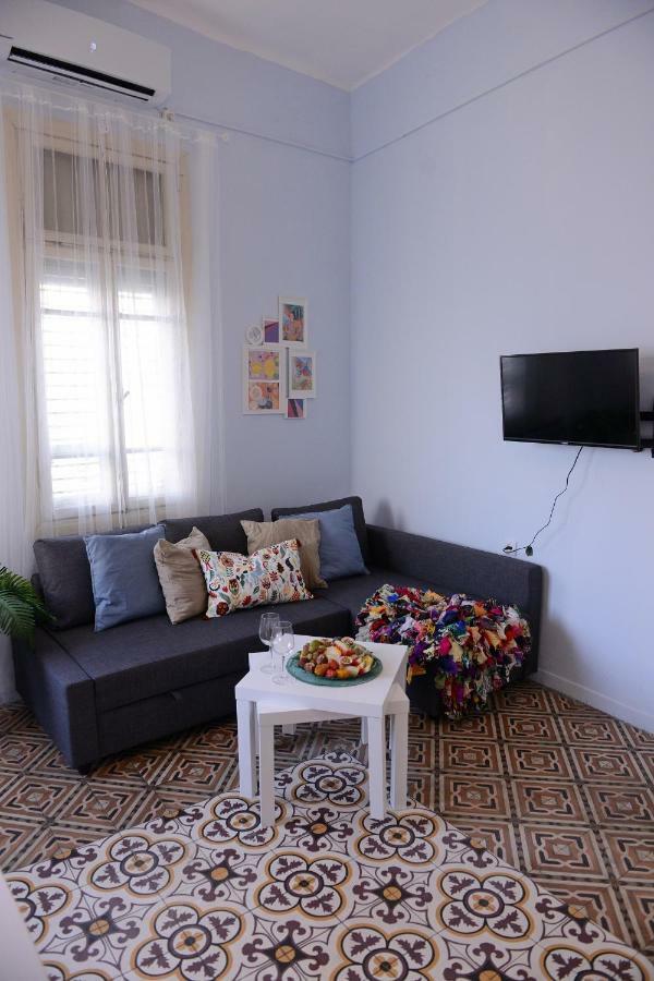 Trendy Apartments In The Heart Of Florentin With Free Netflix Тель-Авив Номер фото